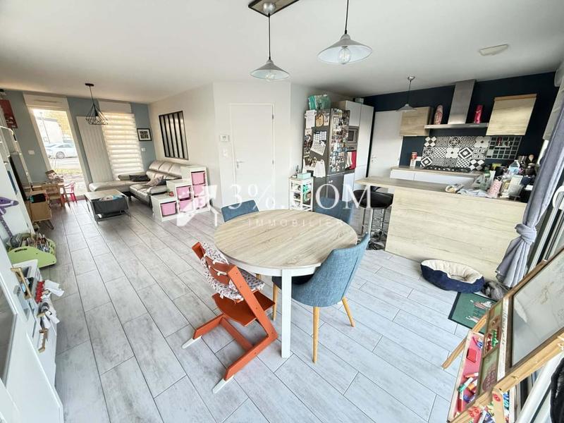 Maison - 102 m² - 5 pièces