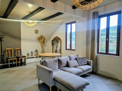 Maison - 120 m² - 4 pièces