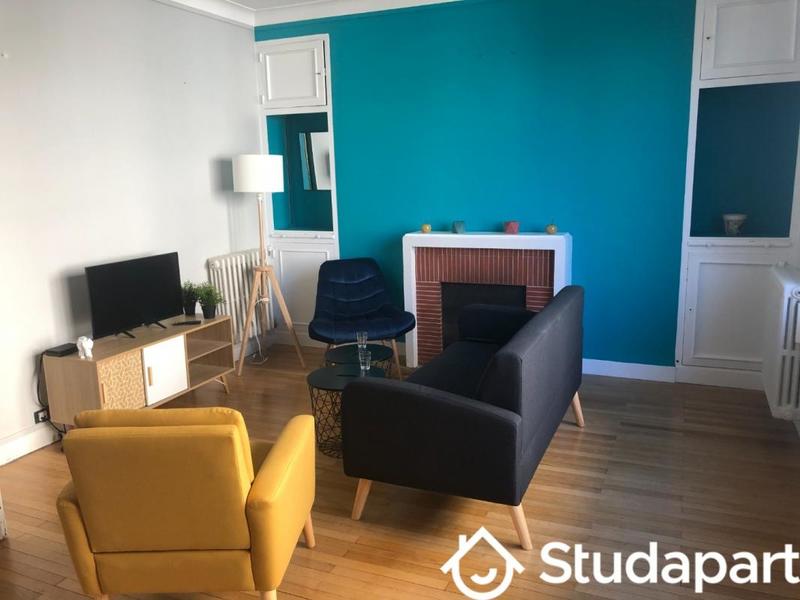 Chambre - 10 m² - 1 pièce