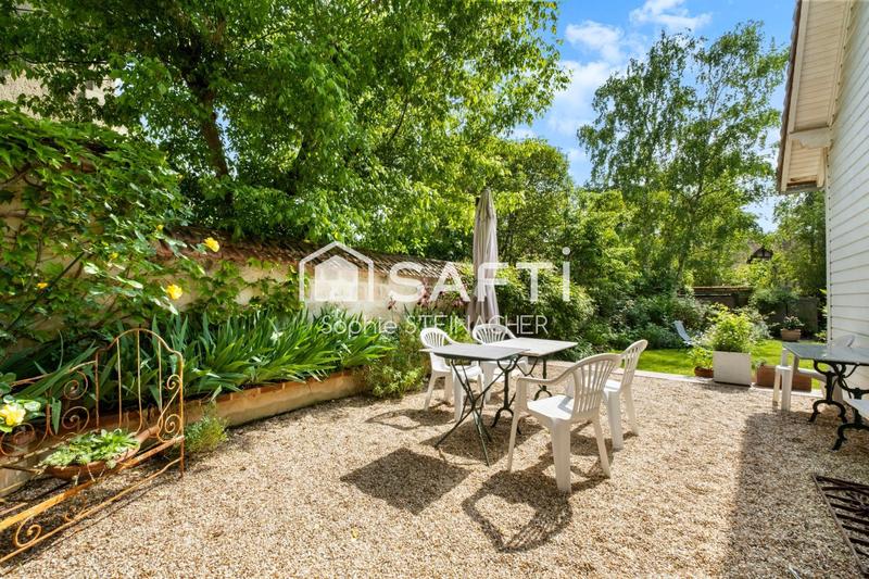 Maison - 192 m² - 7 pièces