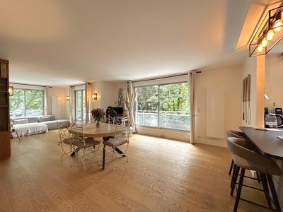 Appartement - 93 m² - 4 pièces