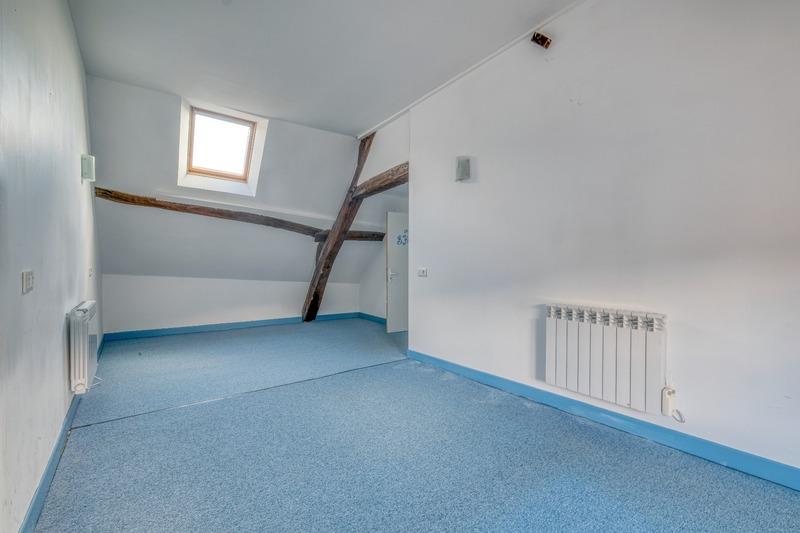 Maison - 143 m² - 7 pièces