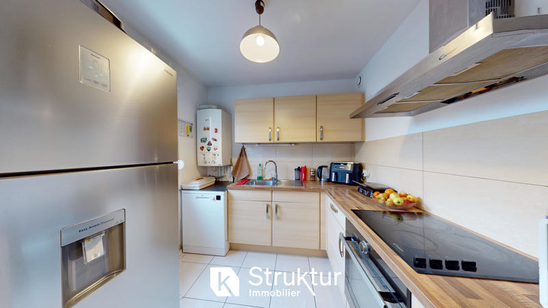 Maison - 105 m² - 6 pièces