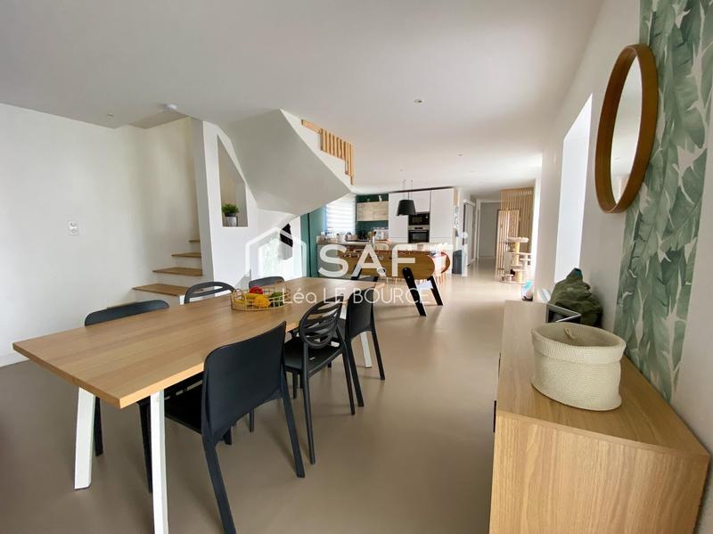 Maison - 162 m² - 5 pièces