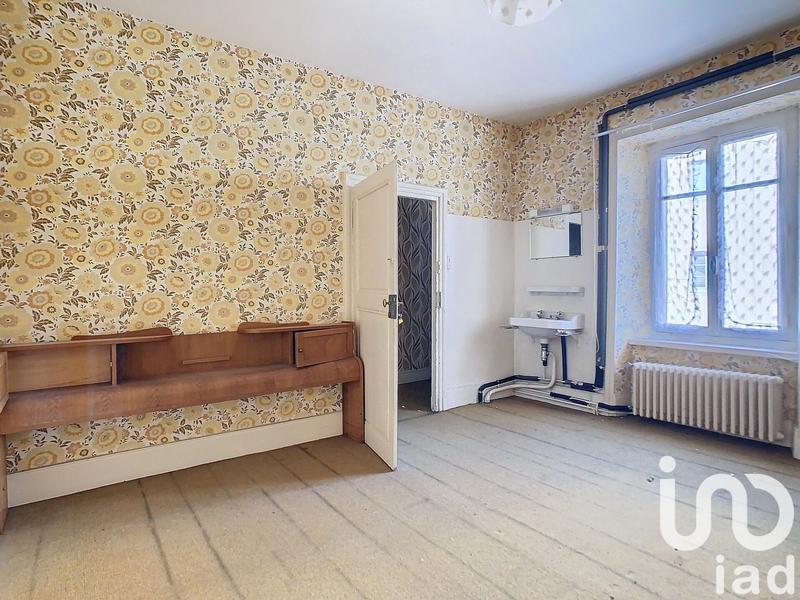 Maison - 275 m² - 11 pièces