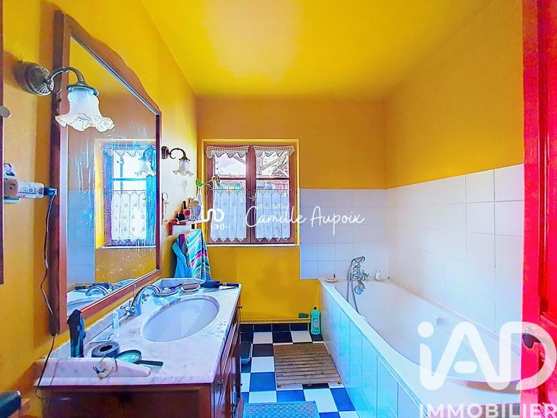 Maison - 140 m² - 6 pièces