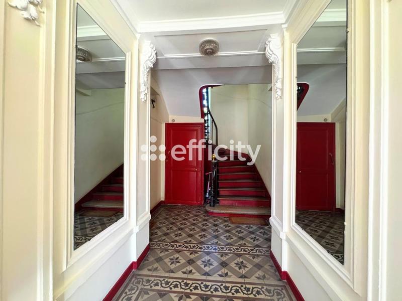 Appartement ancien - 70 m² - 3 pièces