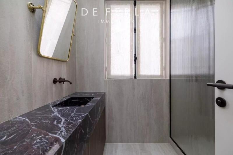 Appartement - 313 m² - 7 pièces