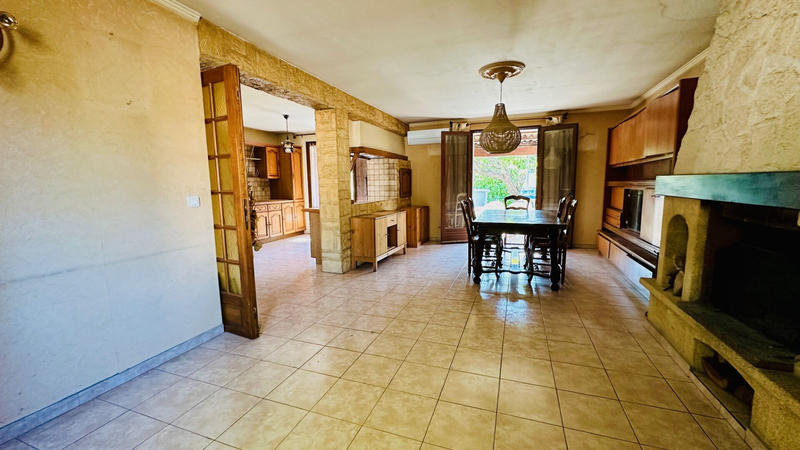 Maison - 98 m² - 4 pièces