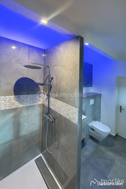 Propriété - 166 m² - 6 pièces