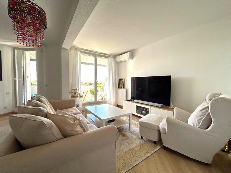 Appartement - 84 m² - 4 pièces