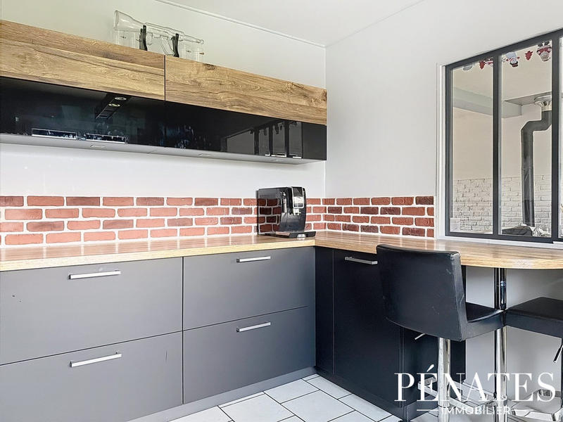 Maison - 97 m² - 5 pièces