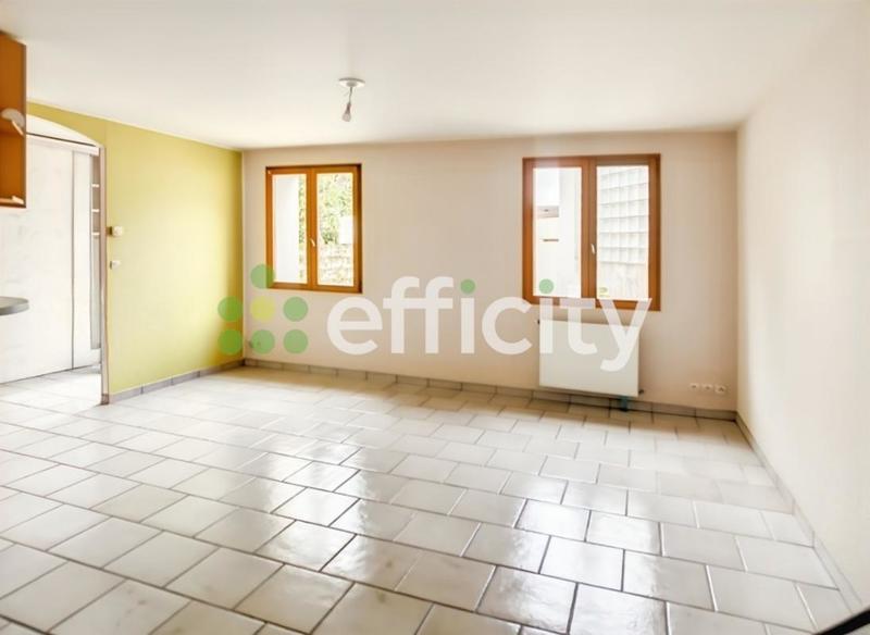 Maison - 176 m² - 9 pièces
