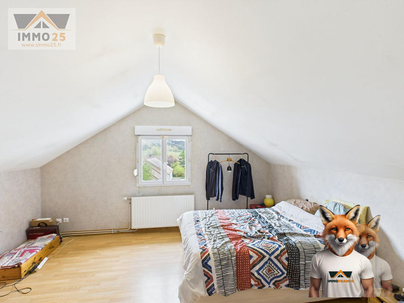 Maison - 280 m² - 10 pièces