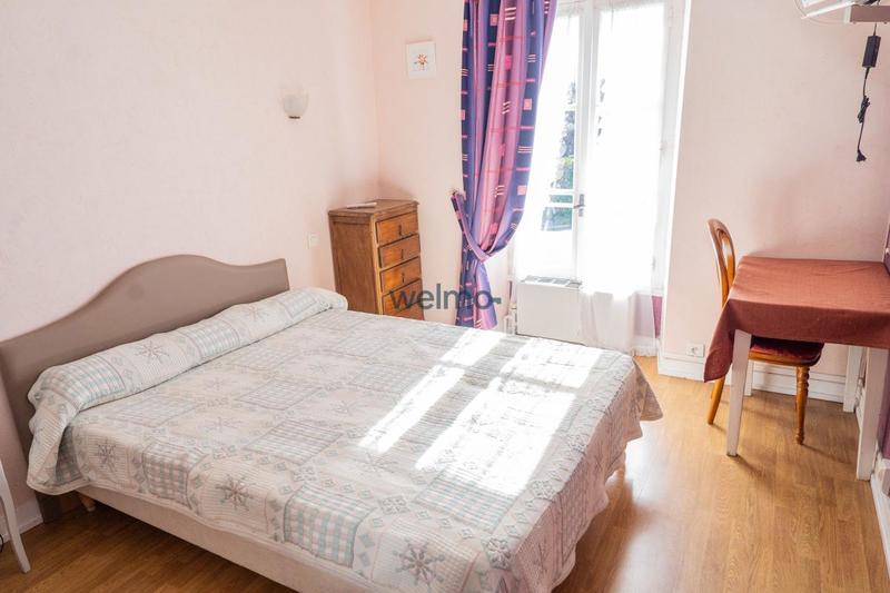 Demeure - 700 m² - 20 pièces