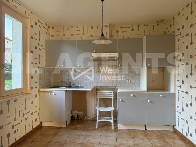 Maison traditionnelle - 193 m² - 8 pièces