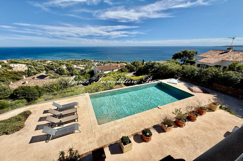 Villa - 200 m² - 5 pièces