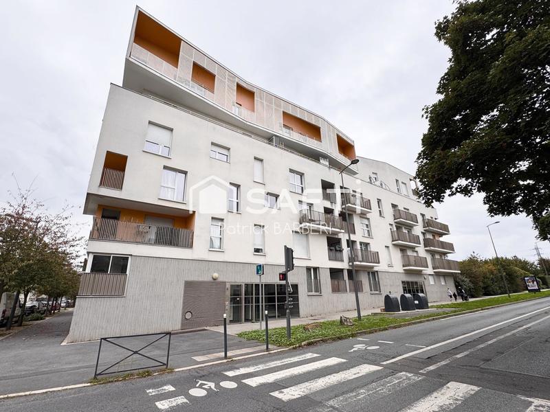 Appartement - 85 m² - 5 pièces