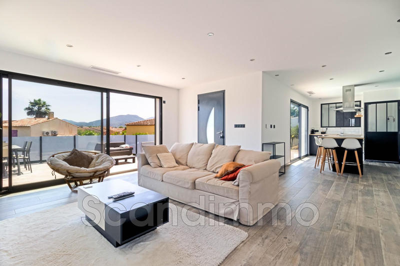 Maison - 103 m² - 4 pièces