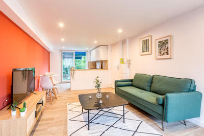 Studio - 25 m² - 1 pièce