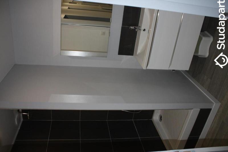 Chambre - 11 m² - 1 pièce