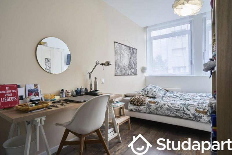 Chambre - 10 m² - 1 pièce