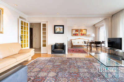 Appartement - 126 m² - 7 pièces