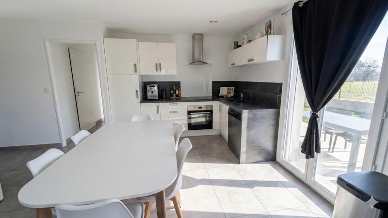 Maison - 76 m² - 4 pièces