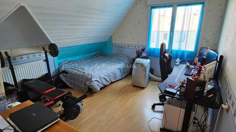 Maison - 170 m² - 9 pièces