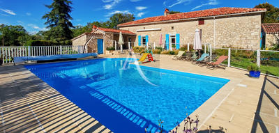 Maison - 196 m² - 6 pièces