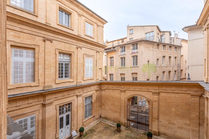 Appartement - 108 m² - 4 pièces