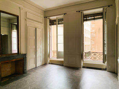 Appartement - 91 m² - 3 pièces