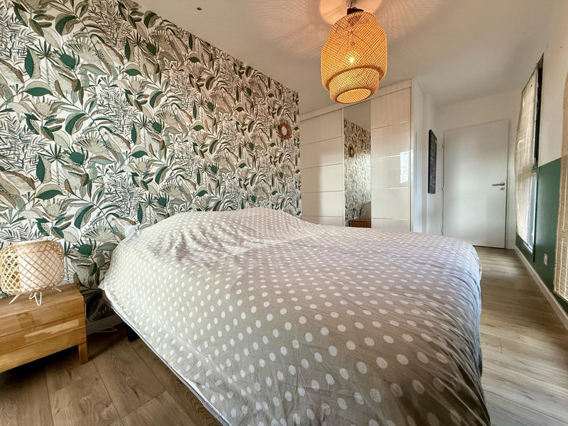 Maison - 223 m² - 8 pièces