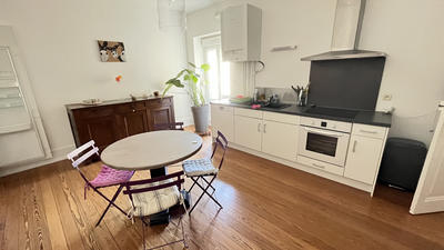 Appartement - 117 m² - 3 pièces