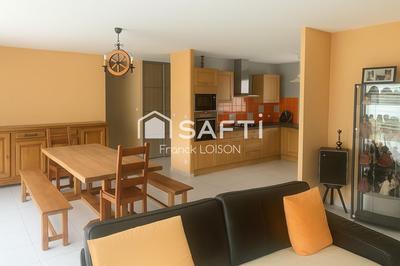 Maison - 142 m² - 5 pièces