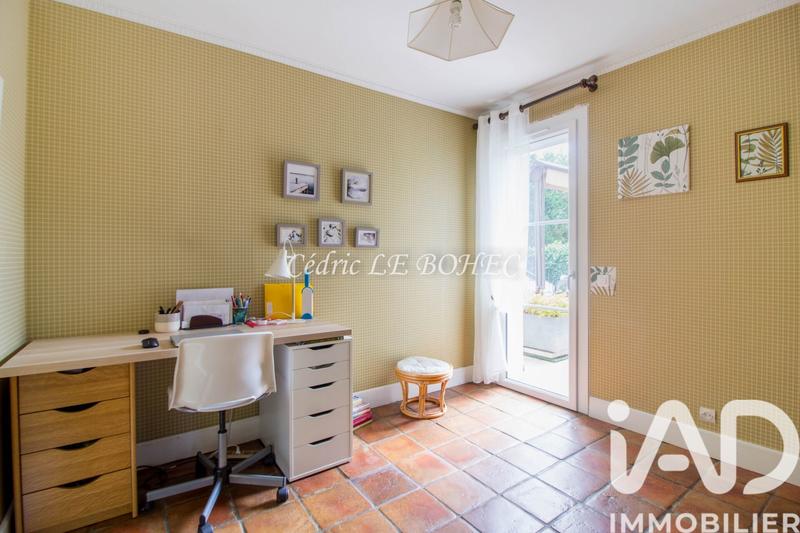Maison - 198 m² - 8 pièces