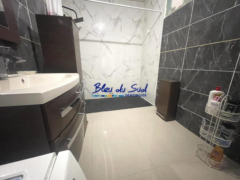 Maison - 96 m² - 3 pièces