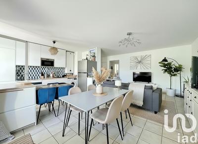 Appartement - 65 m² - 3 pièces