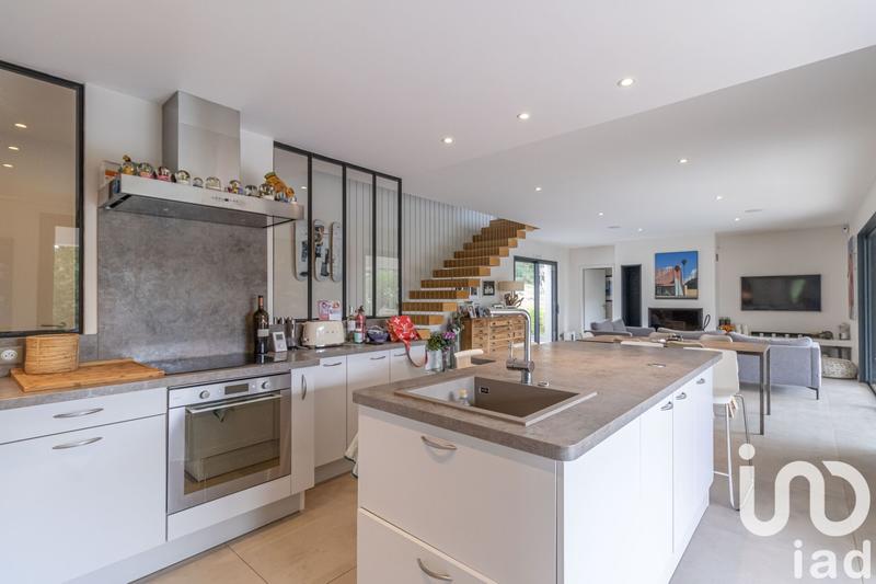 Maison de maîtres - 200 m² - 6 pièces