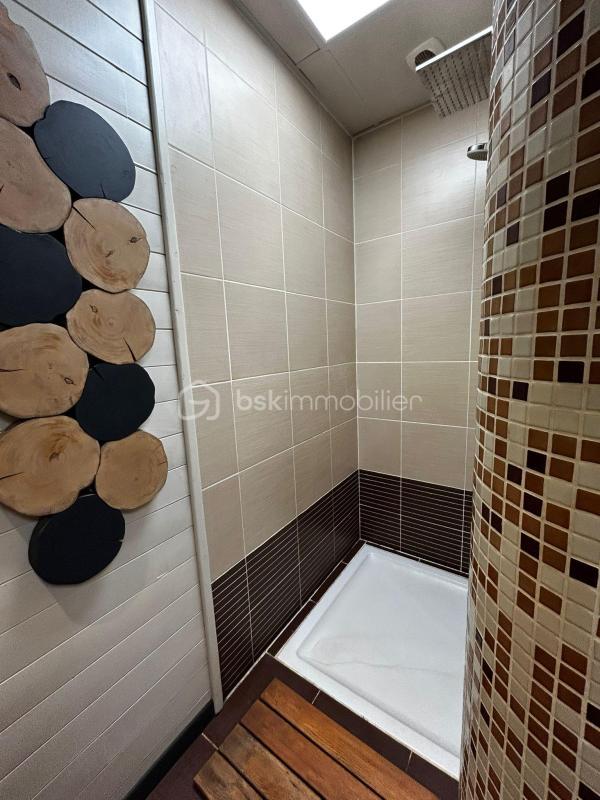 Maison - 163 m² - 7 pièces