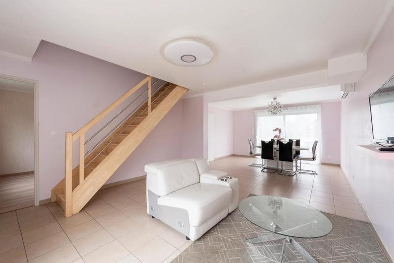 Maison - 89 m² - 5 pièces