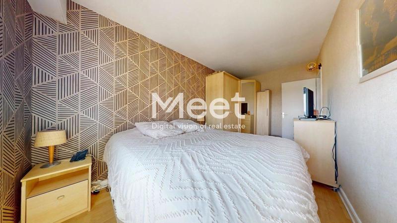 Appartement - 105 m² - 5 pièces