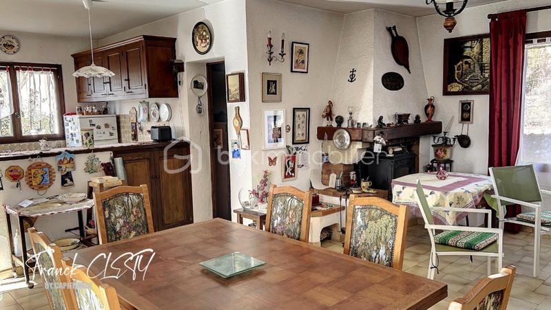 Maison traditionnelle - 102 m² - 4 pièces