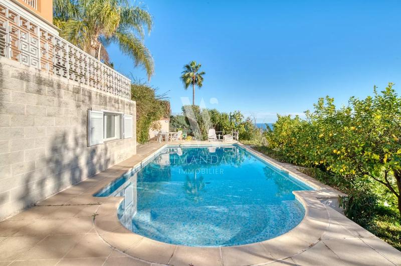 Villa - 165 m² - 6 pièces