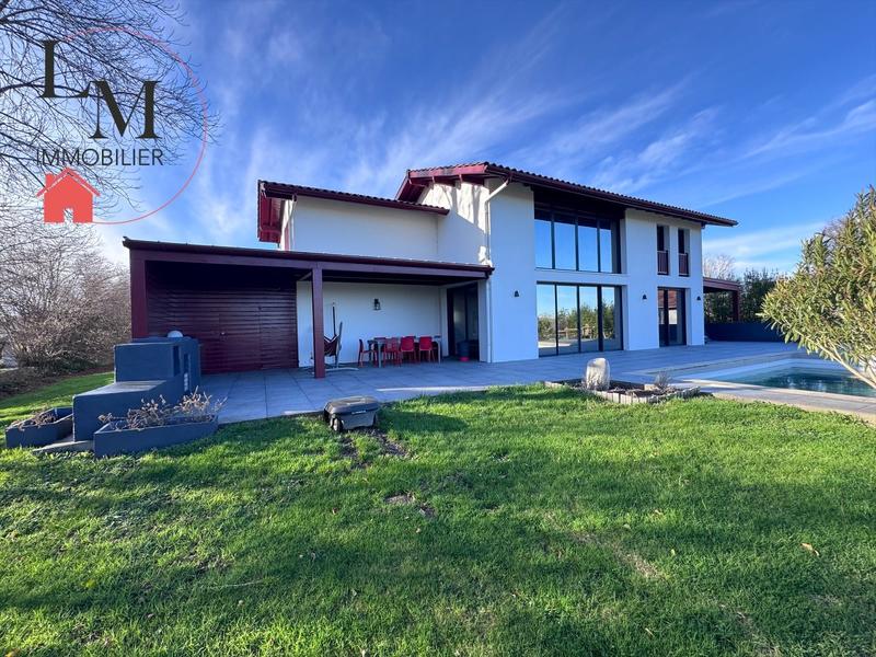 Villa - 170 m² - 5 pièces