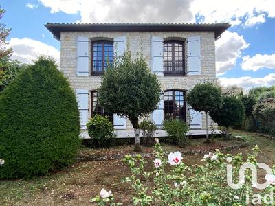Maison - 230 m² - 7 pièces