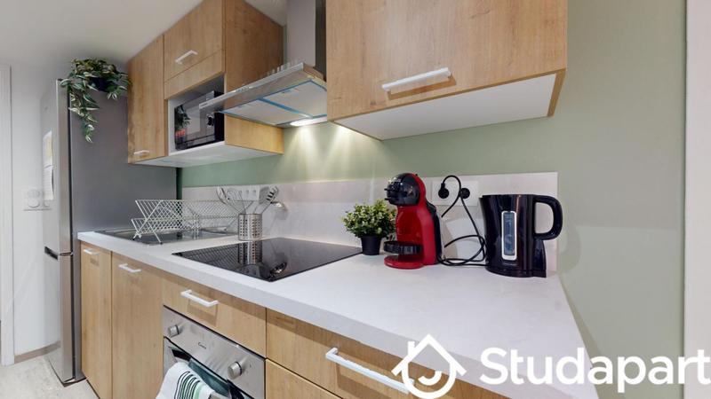 Chambre - 11 m² - 1 pièce