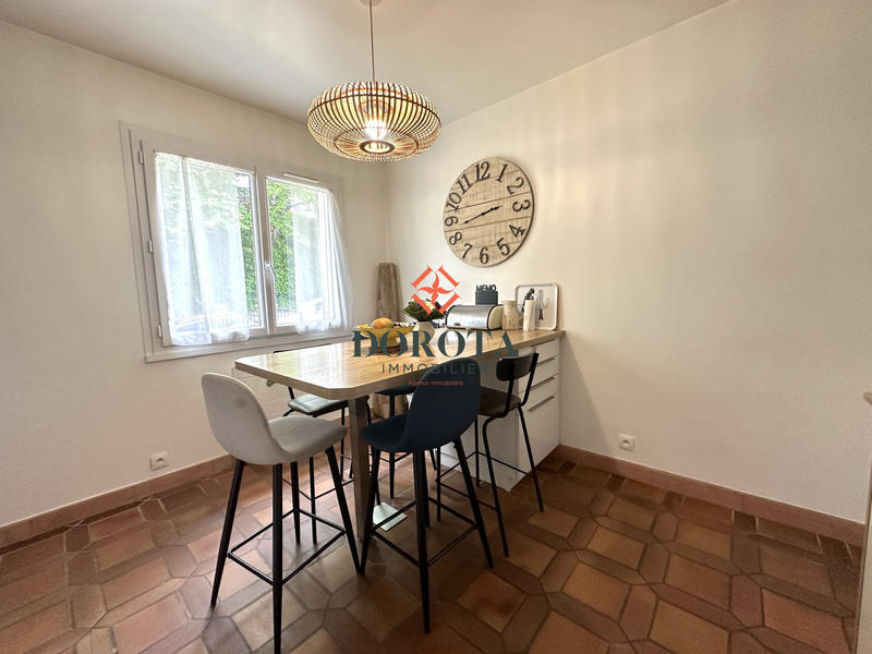 Maison - 191 m² - 7 pièces