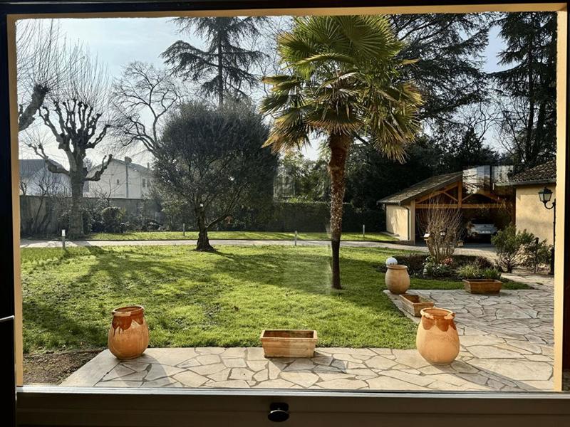 Maison - 434 m² - 7 pièces