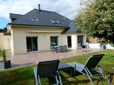 Maison - 138 m² - 6 pièces
